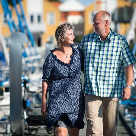 Daire 8 Person Holiday On A In *