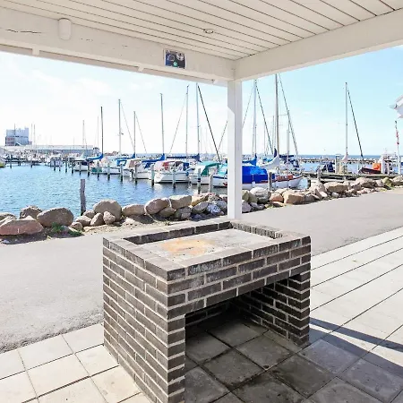 8 Person Holiday On A In Daire Rudkøbing