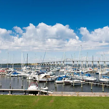 8 Person Holiday On A In Daire Rudkøbing