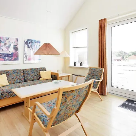 8 Person Holiday On A In Daire