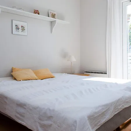 Daire 8 Person Holiday On A In Rudkøbing